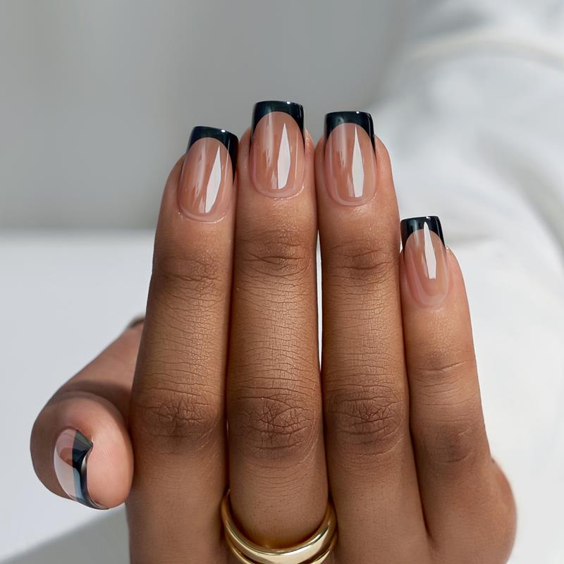 Braveheart Short Square Nails